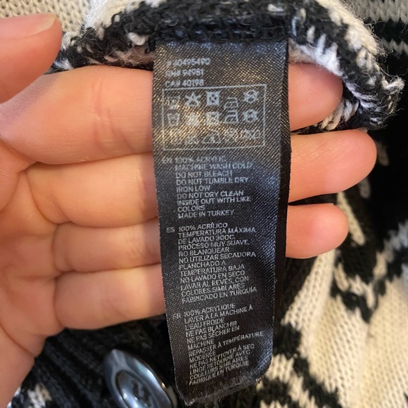 Forever 21 Black & White Oversized Grandpa Cardigan - Picture 7 of 7